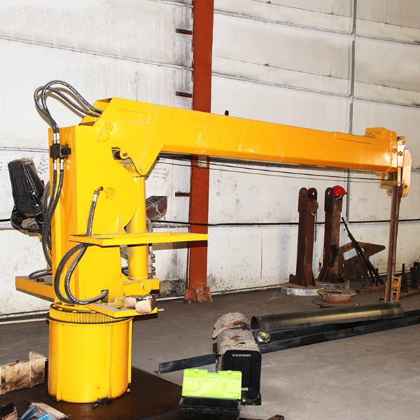 船用吊車(chē)吊臂伸縮操作注意事項(xiàng)