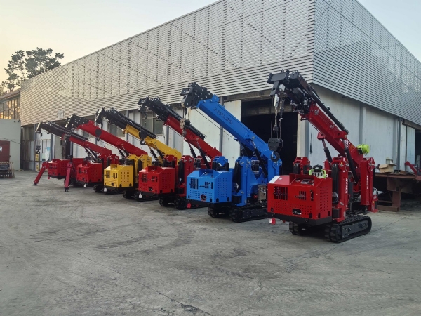 鋰電蜘蛛吊車得工作原理、優(yōu)勢以及應(yīng)用場景